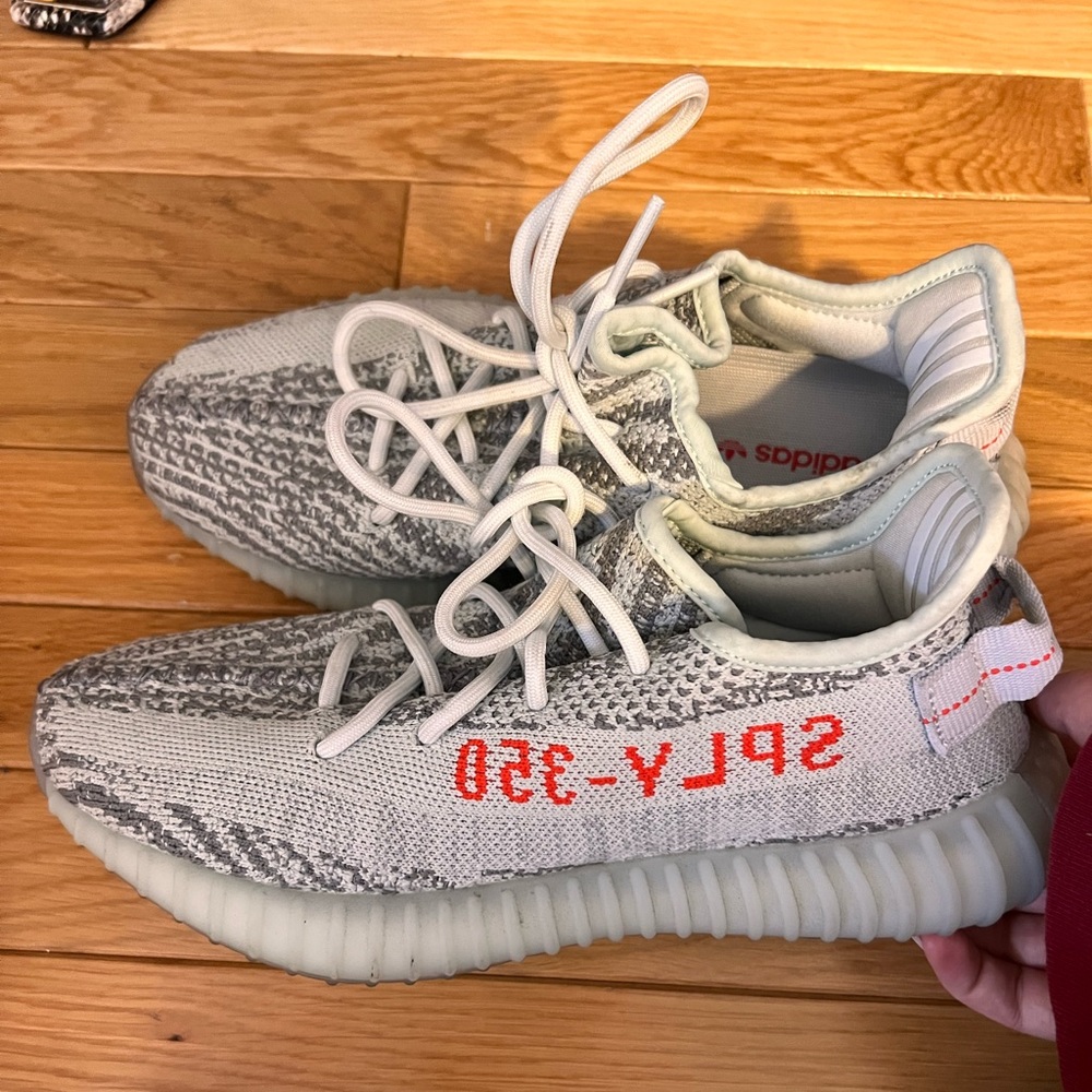 Yeezy boost 350 never worn